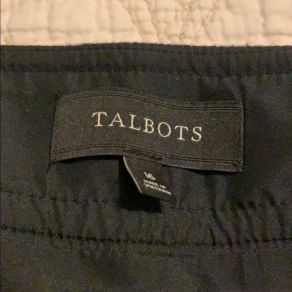 Skirt - Picture 2 of 2